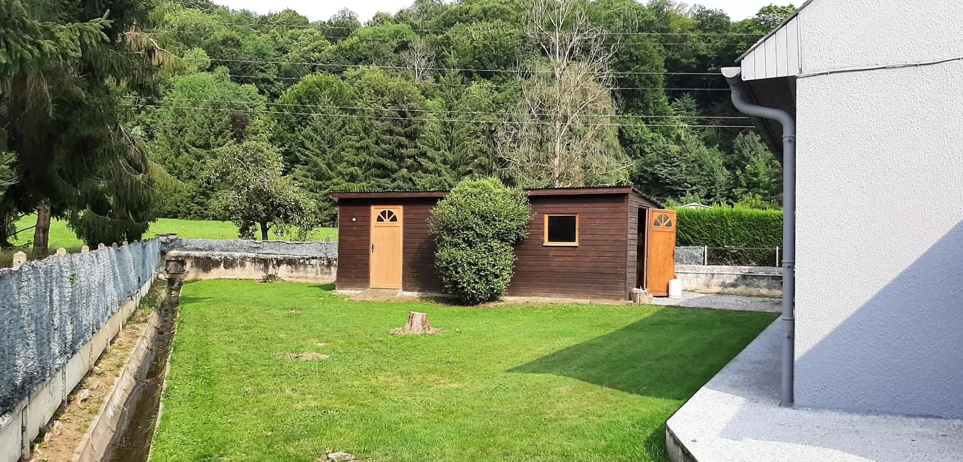 Maison Familiale A Gerde France